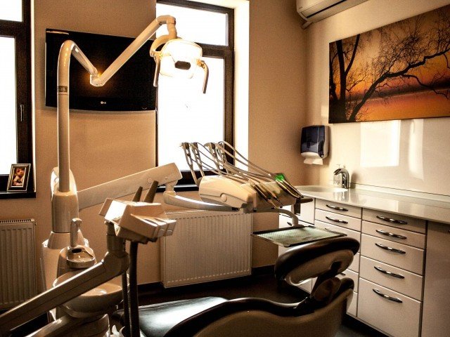 Glamour Dental Clinic - stomatologie