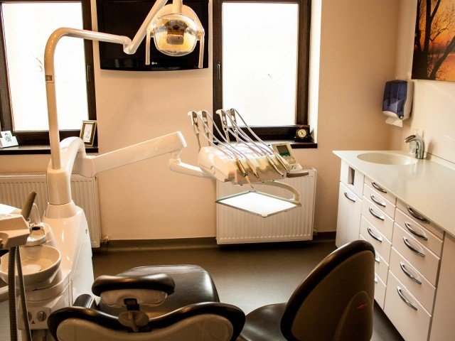 Glamour Dental Clinic - stomatologie